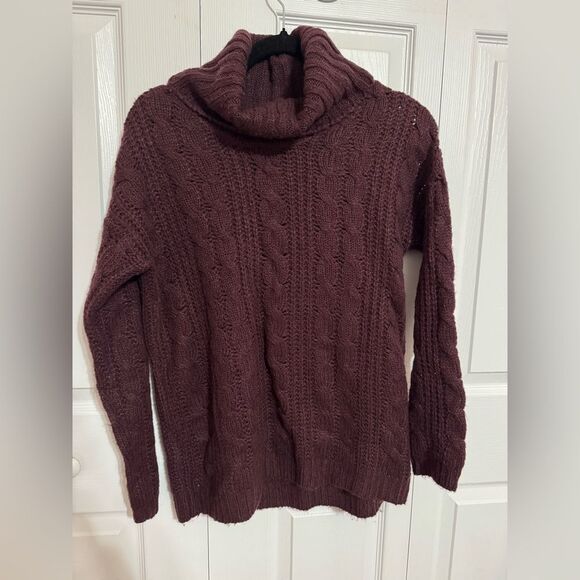 Charlotte Russe Burgundy Cable Knit Turtleneck Sweater – Size M - Picture 1 of 5